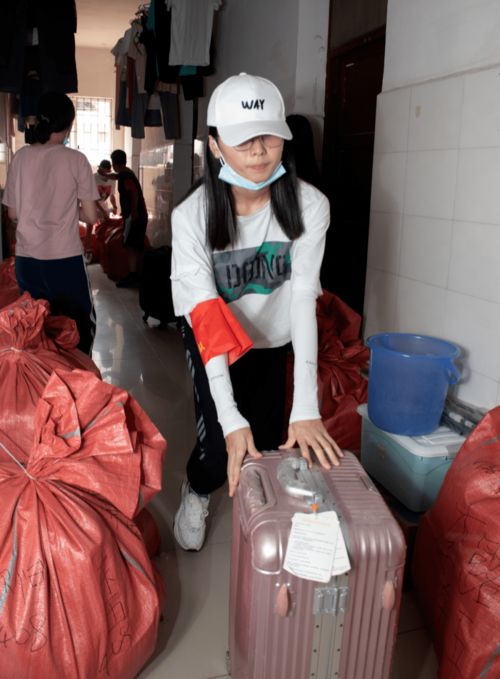 小猿分享 | 你搬我?guī)停鹱由缴蠍坌膫鬟f